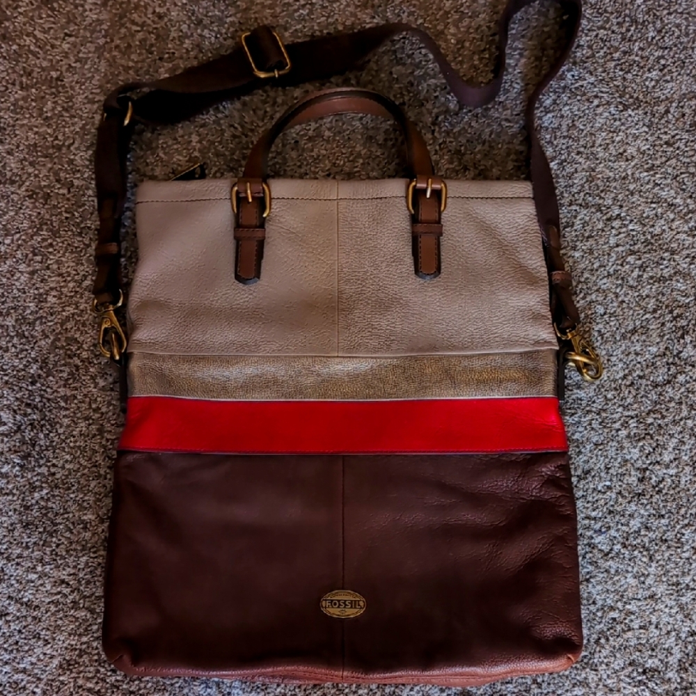 Fossil Ladies Tan, Red, and Brown Leather Messenger Bag